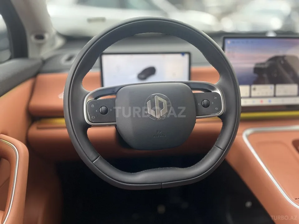 Leapmotor C16 — foto 2/4