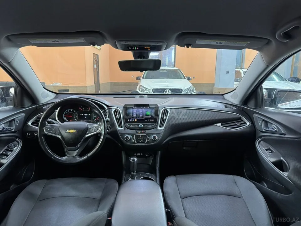 Chevrolet Malibu — foto 4/4