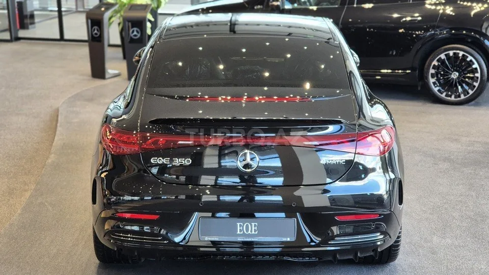 Mercedes EQE 350 — foto 4/4