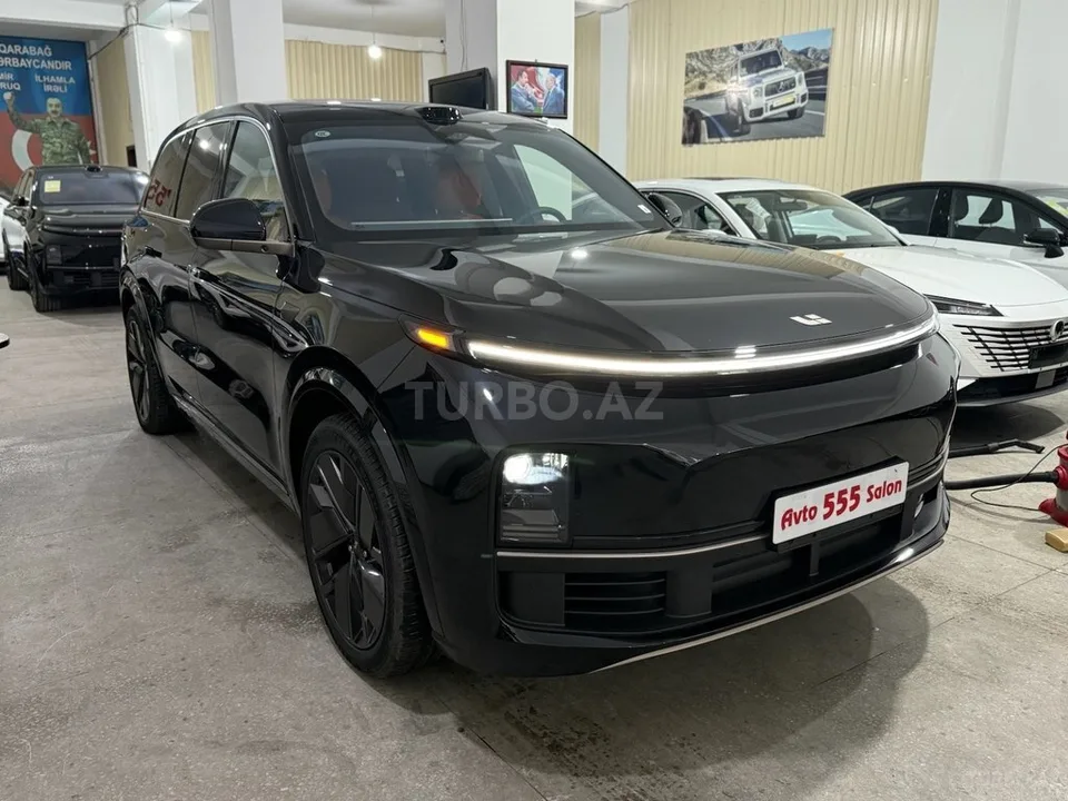 Li Auto L9 — foto 2/4