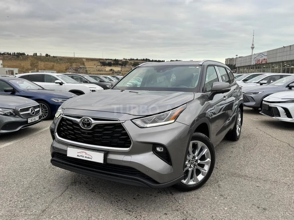 Toyota Highlander — foto 3/4