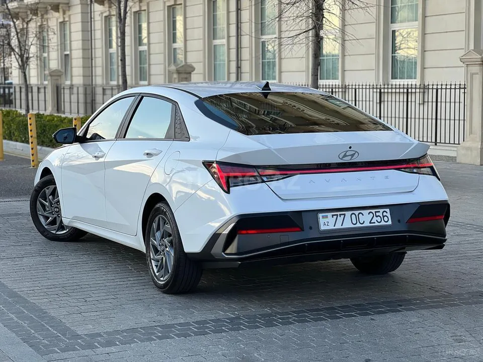 Hyundai Avante — foto 4/4