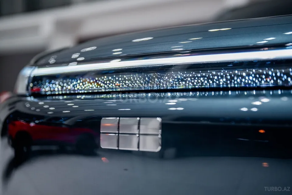 Geely Galaxy M9 — foto 3/4