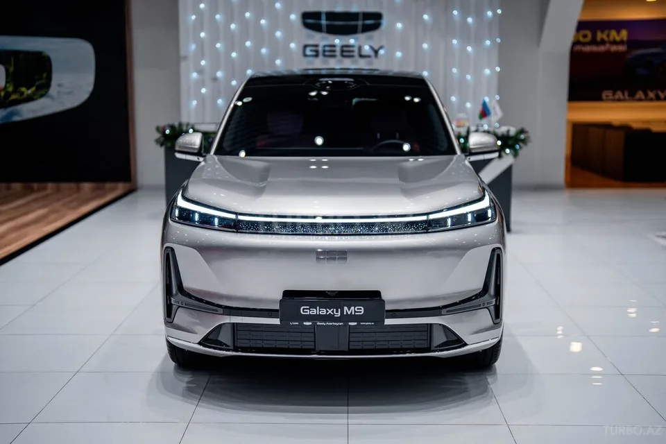 Geely Galaxy M9 — foto 2/4