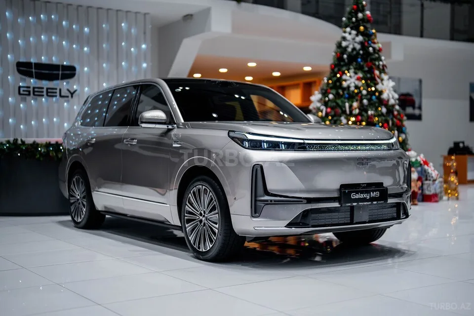 Geely Galaxy M9 — foto 3/4