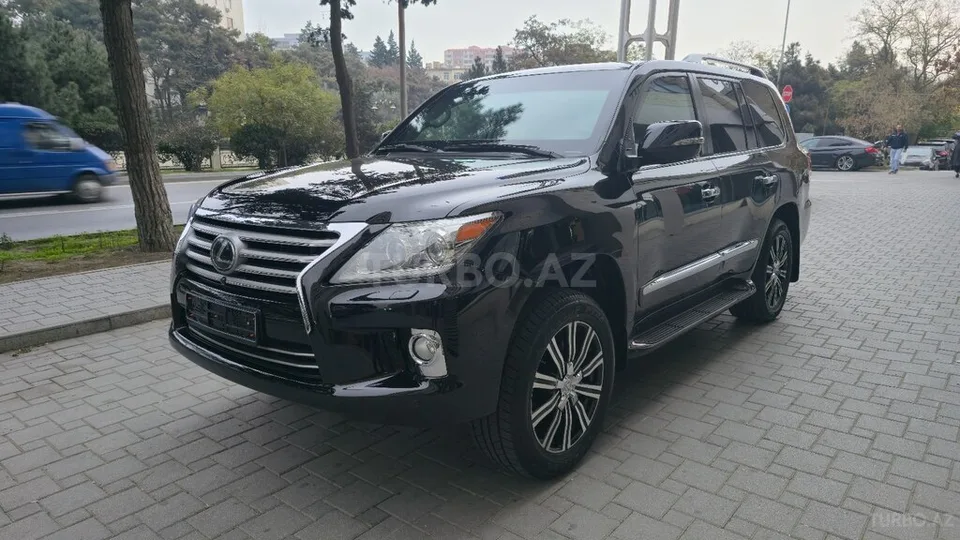 Lexus LX 570 — foto 3/4