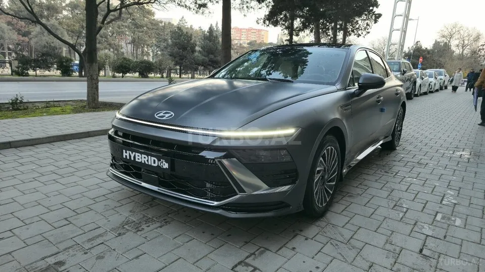 Hyundai Sonata — foto 1/4
