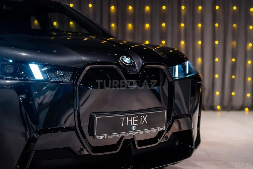 BMW iX — foto 4/4