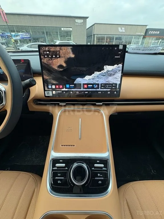 Geely Galaxy Starship 7 — foto 3/4