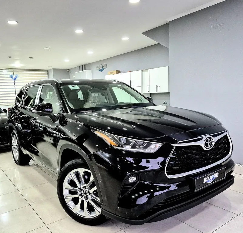 Toyota Highlander — foto 2/4