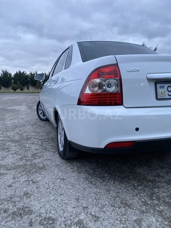 LADA (VAZ) Priora — foto 2/4