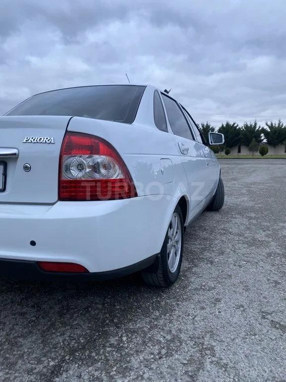 LADA (VAZ) Priora — foto 3/4