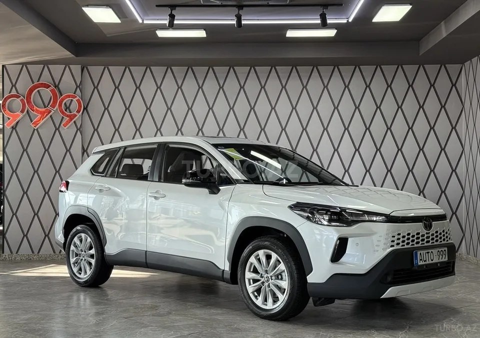 Toyota Corolla Cross — foto 3/4