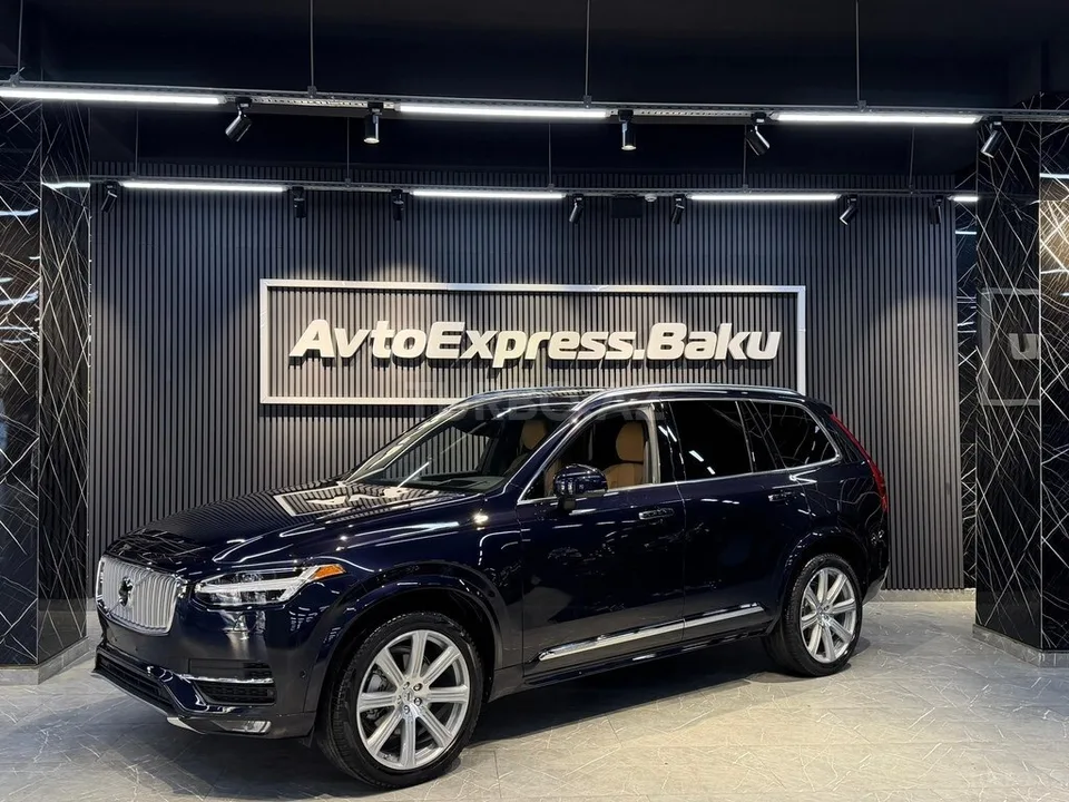 Volvo XC90 — foto 1/4