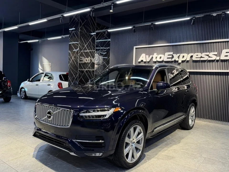 Volvo XC90 — foto 2/4