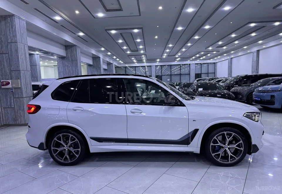 BMW X5 — foto 4/4