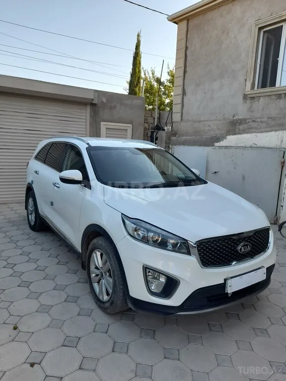Kia Sorento — foto 2/4