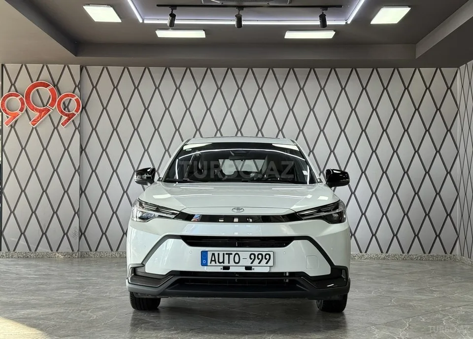 Toyota Frontlander — foto 1/4