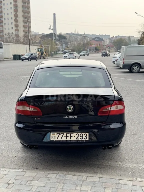 Skoda Superb — foto 4/4