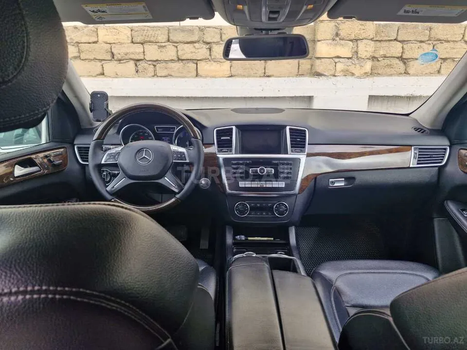 Mercedes ML 350 4MATIC — foto 4/4