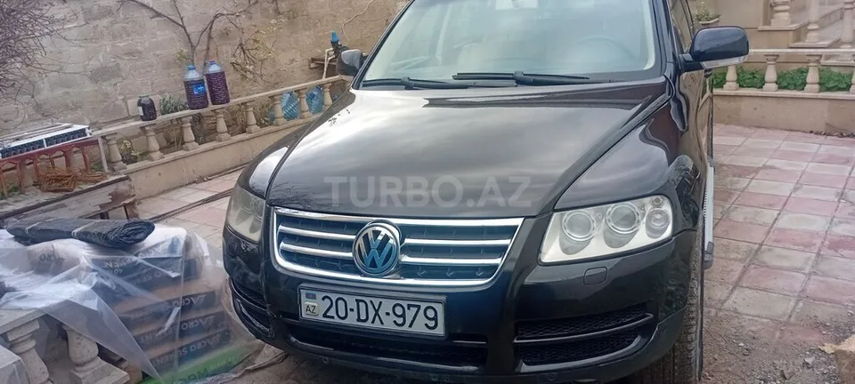 Volkswagen Touareg — foto 1/4