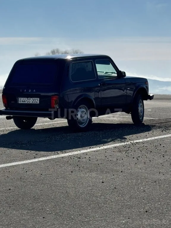 LADA (VAZ) Niva — foto 3/4