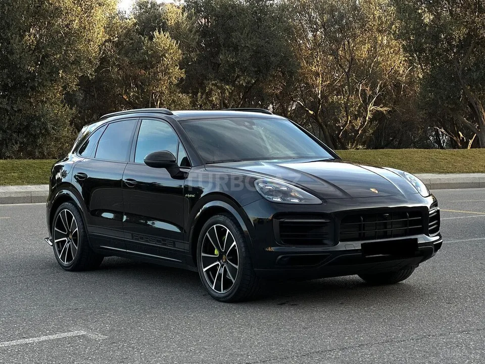 Porsche Cayenne E-Hybrid — foto 1/4
