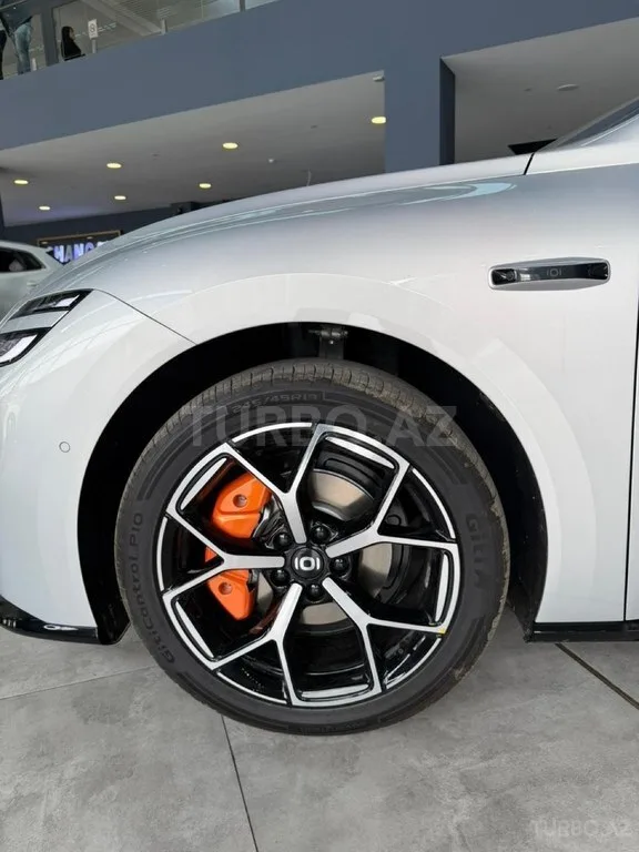 Changan Qiyuan A06 — foto 4/4