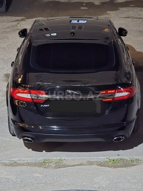 Jaguar XF — foto 2/4
