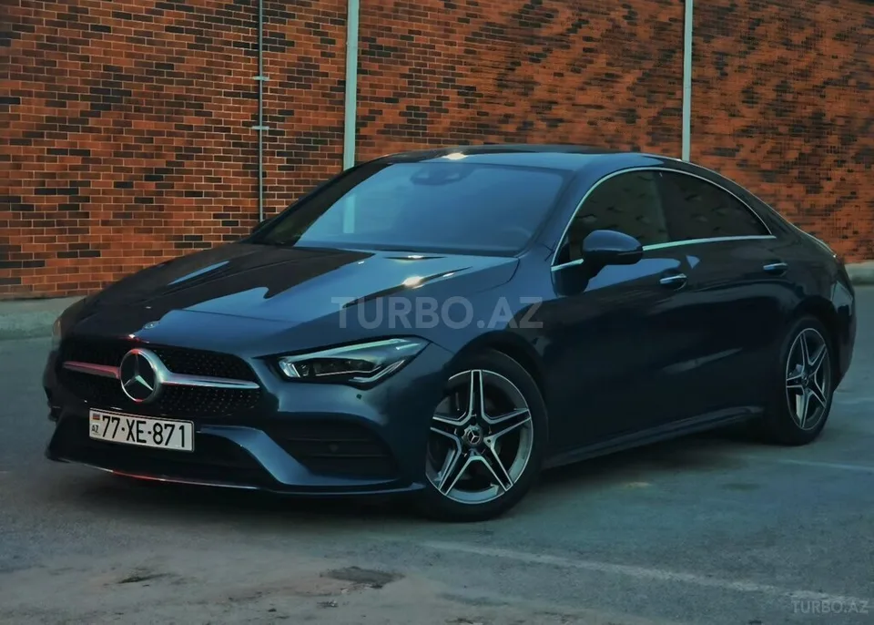 Mercedes CLA 200 — foto 1/4