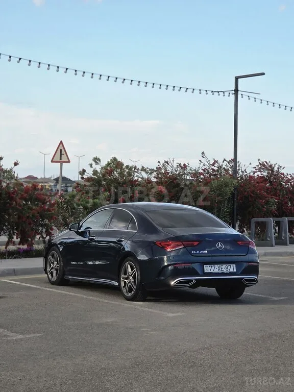 Mercedes CLA 200 — foto 3/4
