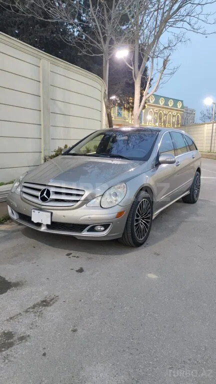 Mercedes R 350 4MATIC — foto 2/4