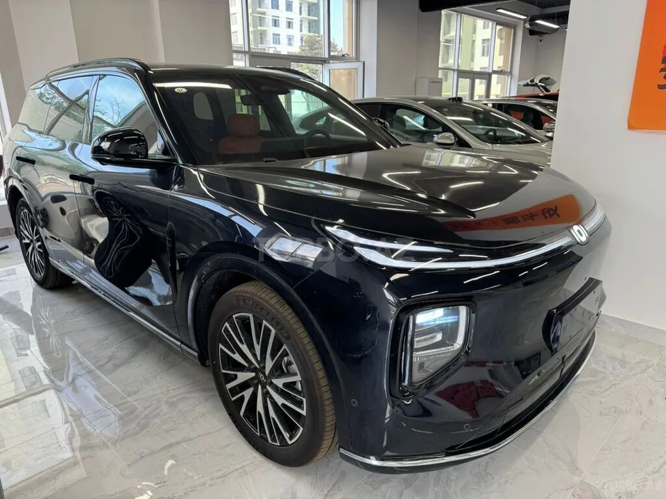 Changan Qiyuan Q07 — foto 2/4