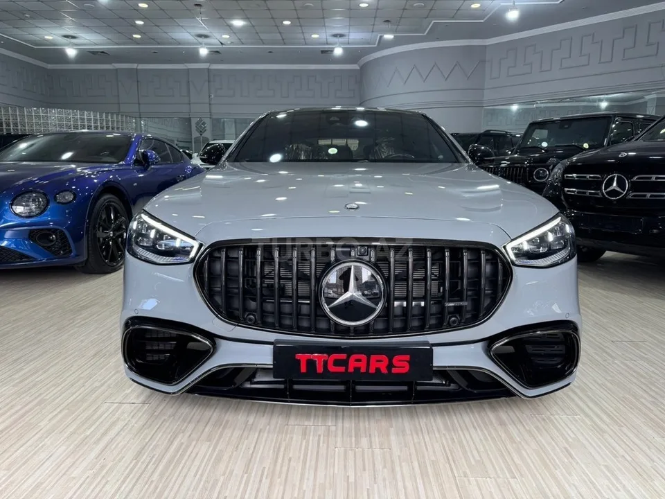 Mercedes S 63 AMG — foto 1/4