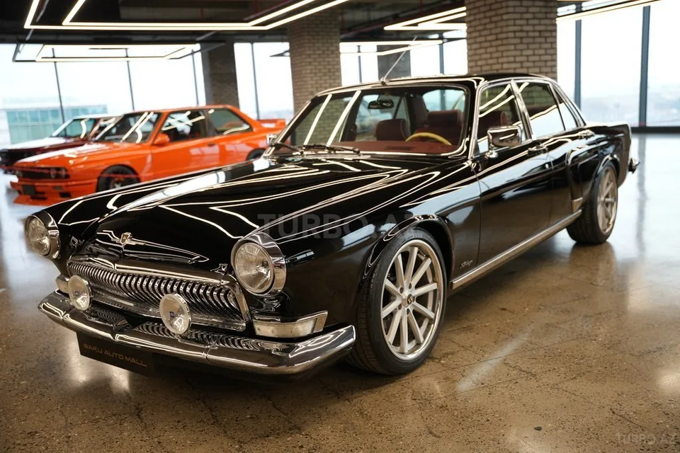 Jaguar Daimler Double-Six — foto 1/4