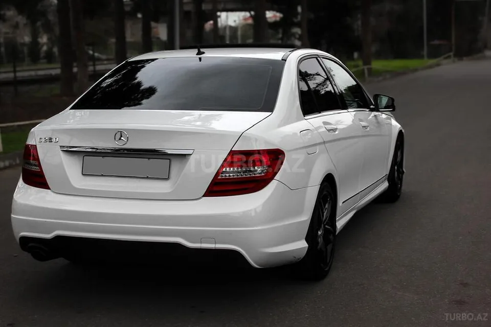 Mercedes C 250 — foto 3/4