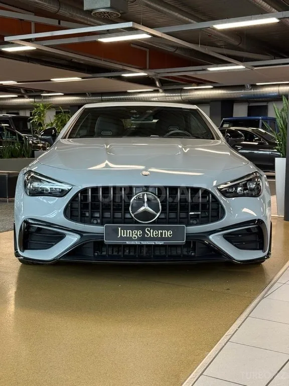 Mercedes CLE 53 AMG 4MATIC+ — foto 1/4