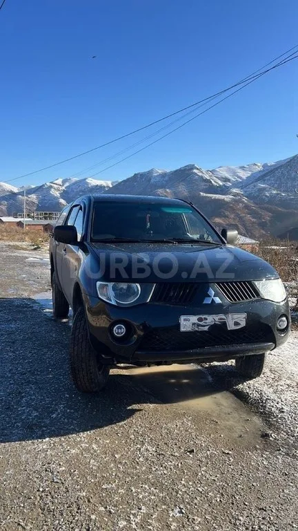 Mitsubishi L200 — foto 1/4