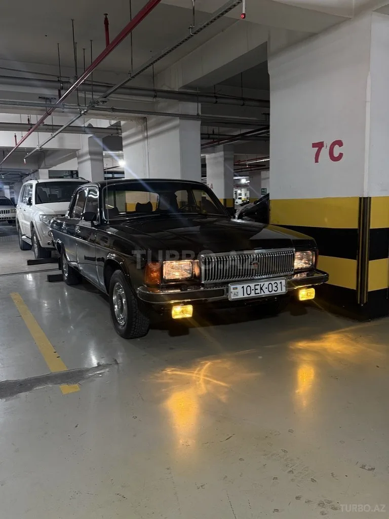 GAZ 3102 "Volga" — foto 2/4