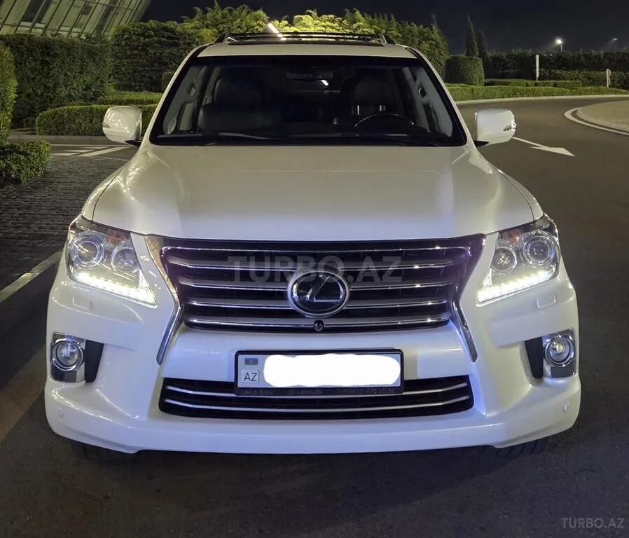 Lexus LX 570 — foto 1/4