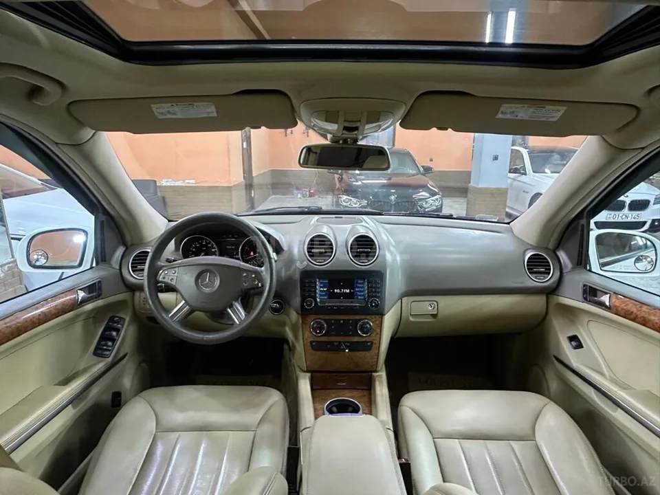 Mercedes ML 350 4MATIC — foto 4/4
