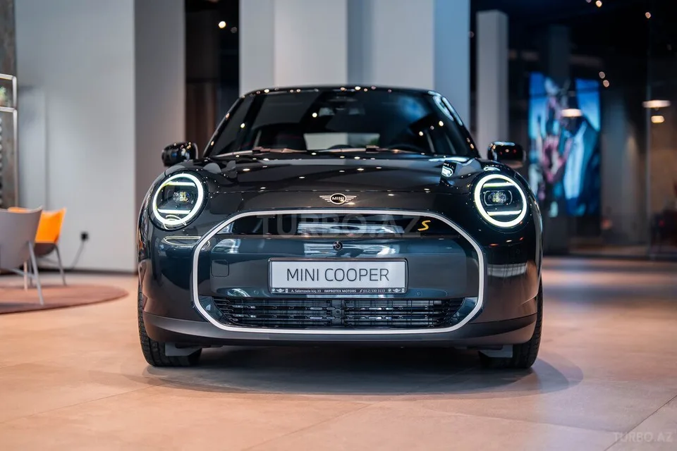 Mini Cooper SE — foto 4/4