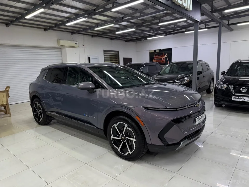 Chevrolet Equinox EV — foto 3/4