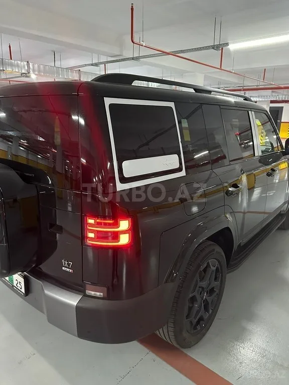 BYD Leopard 7 — foto 3/4