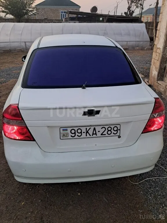 Chevrolet Aveo — foto 2/4