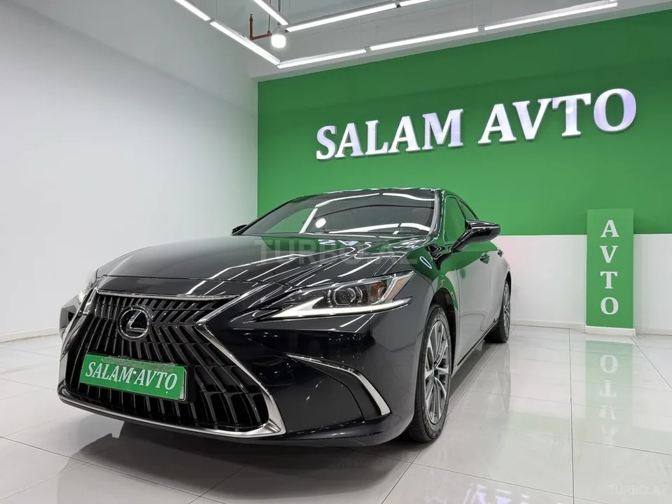 Lexus ES 200 — foto 3/4