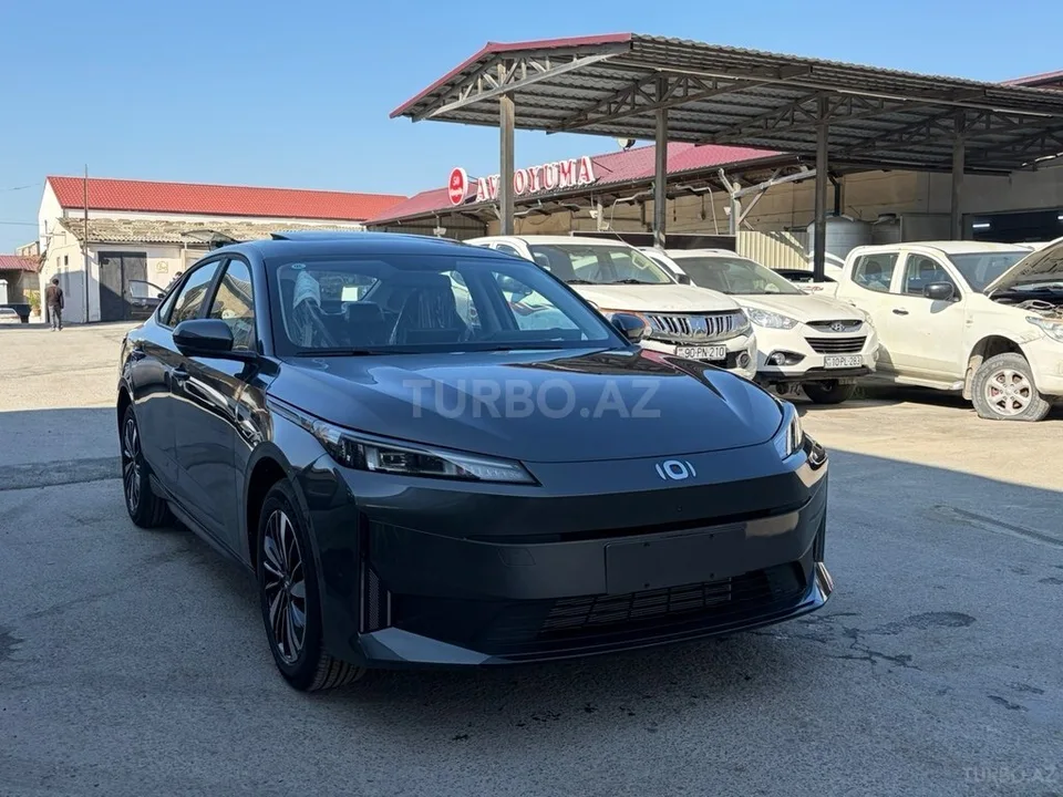 Changan Qiyuan A05 — foto 3/4