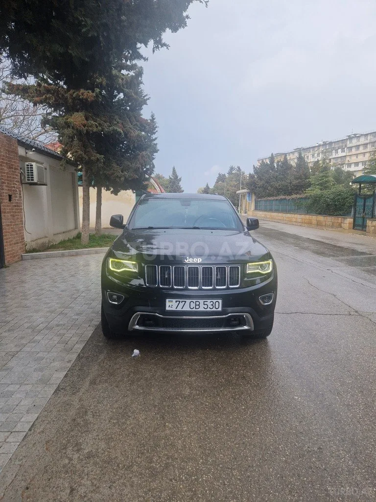 Jeep Grand Cherokee — foto 1/4