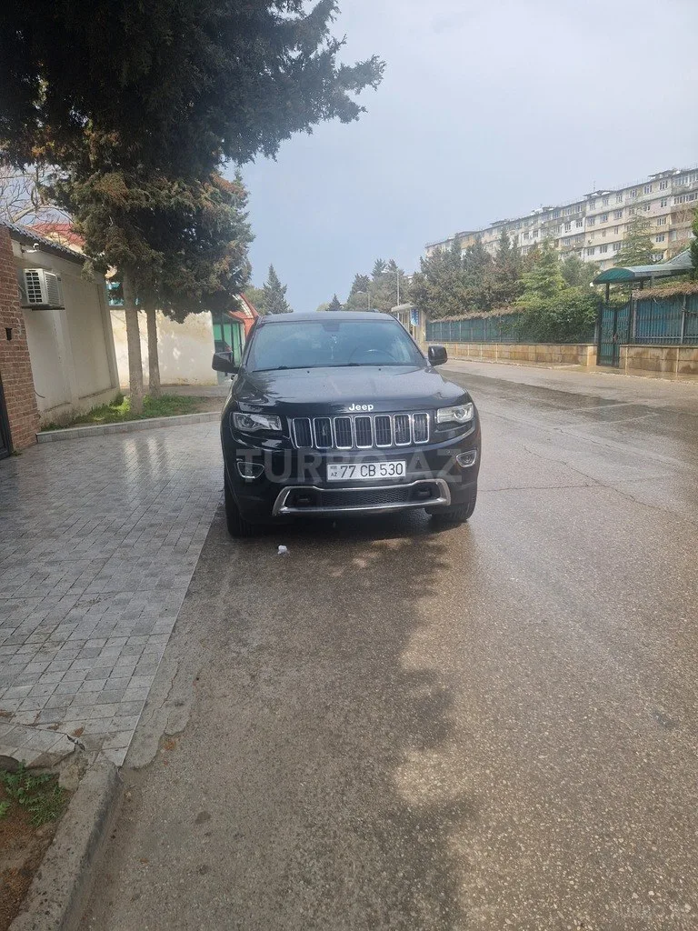 Jeep Grand Cherokee — foto 2/4