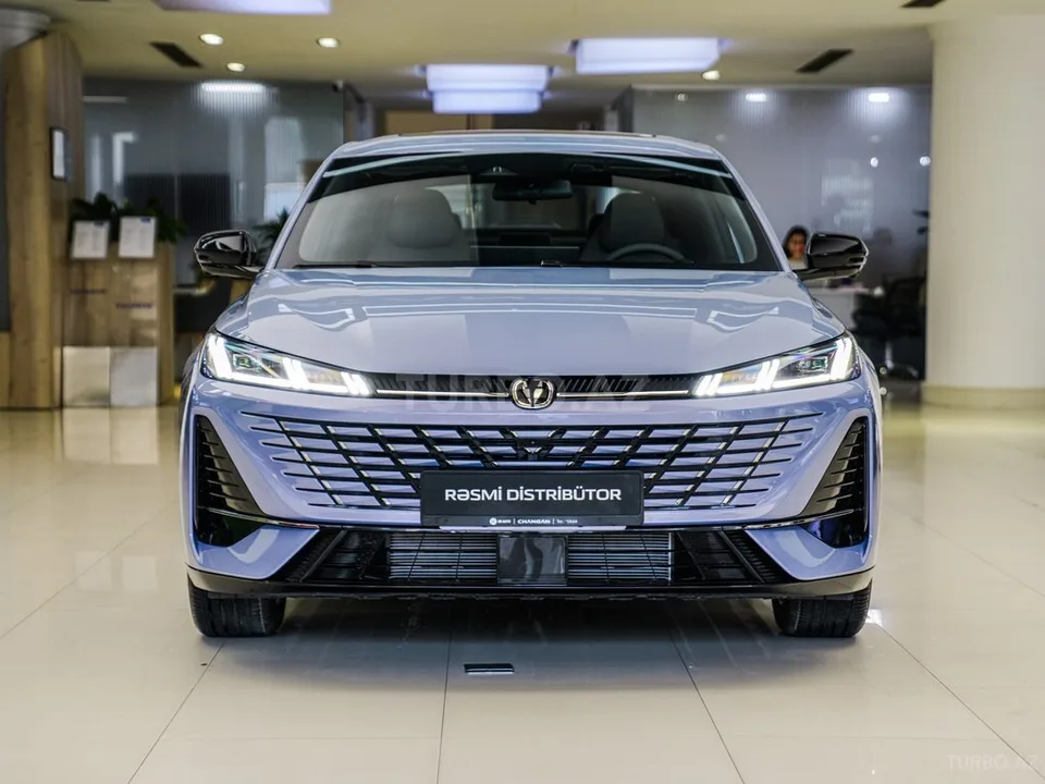 Changan Eado — foto 2/4